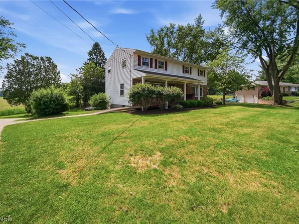 Mogadore home on Whitehall Dr